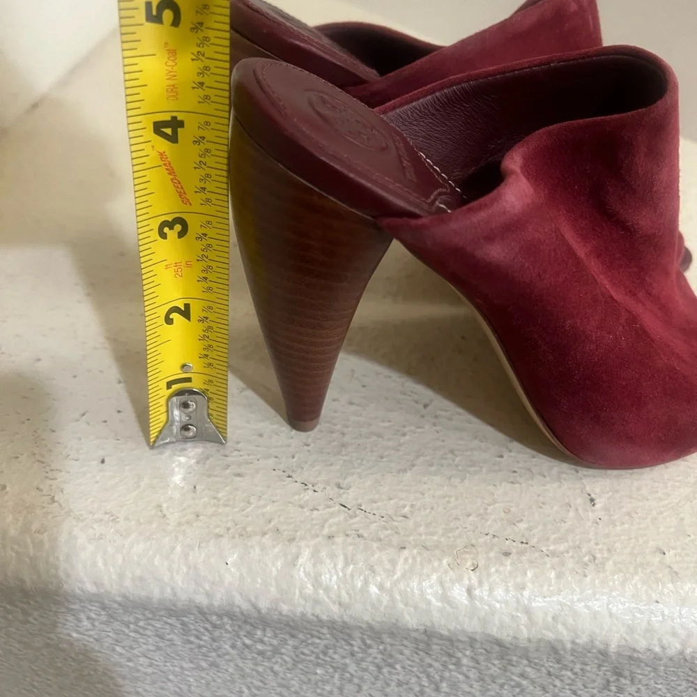 Tory Burch Maroon Red Ellis Suede Thick Heeled Mules Sandals Open Toes‎ Size 7